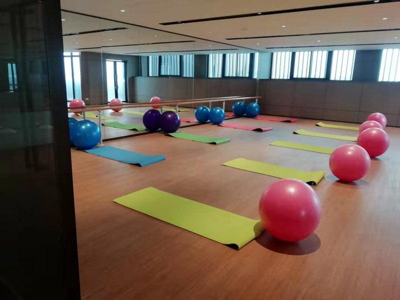 房地产健身房器材,企事业单位健身器材-广西谈求吧体育健身器材有限公司