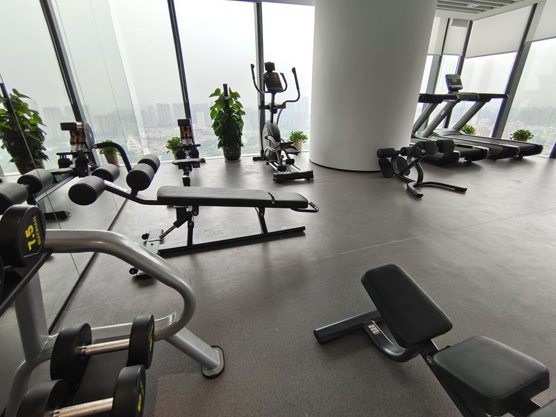 企事业单位健身房器材,单位职工健身房器材,室内健身房器材,广西谈求吧体育健身器材有限公司